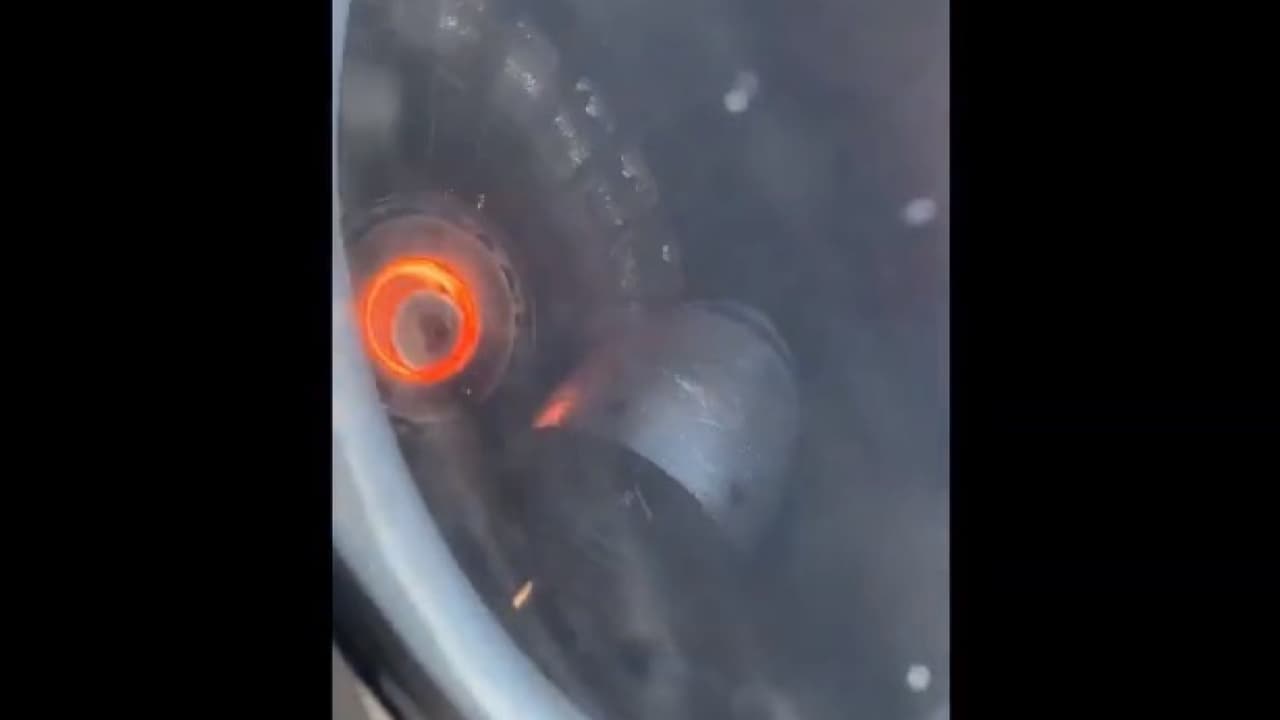 Mueren dos abuelitos tras desplomarse avioneta, iban a celebrar el Día de Acción de Gracias con su familia en Carolina del Norte