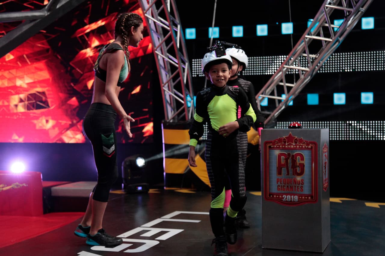 El último Quinto Elementito de la noche fue Sergio, un niño futbolista que construyó su propio circuito en casa para entrenar, ganador de esta noche, al lograr el mejor tiempo: 01:30 segundos.