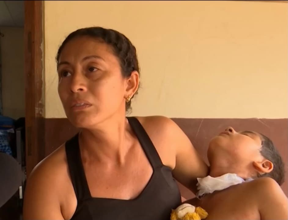 “He puesto una demanda incluso en la Fiscalía […] y no pierdo la esperanza, a pesar de todo lo que me puedan decir, porque
<b> voy a luchar hasta el final para ayudar a mi hijo”</b>, señala tajante Esmeralda. 
<br>