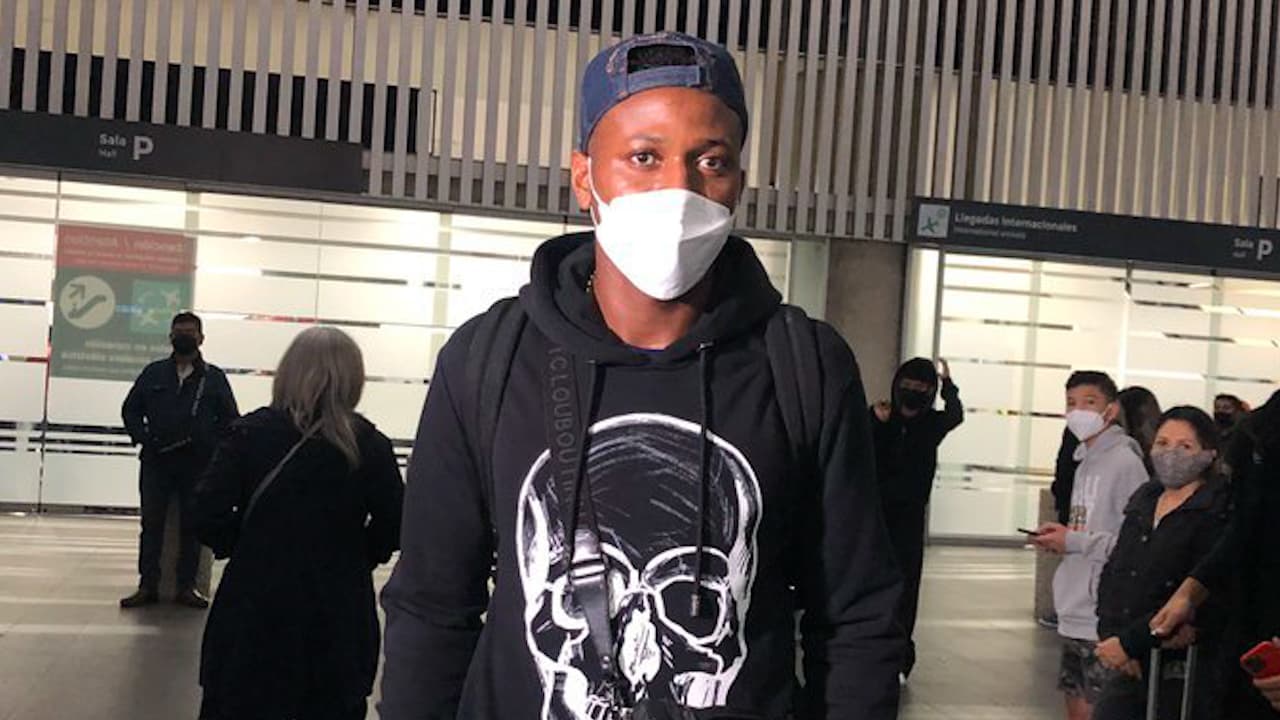 Michael Estrada llega a México para reportar con Cruz Azul: "Espero marcar muchos goles"