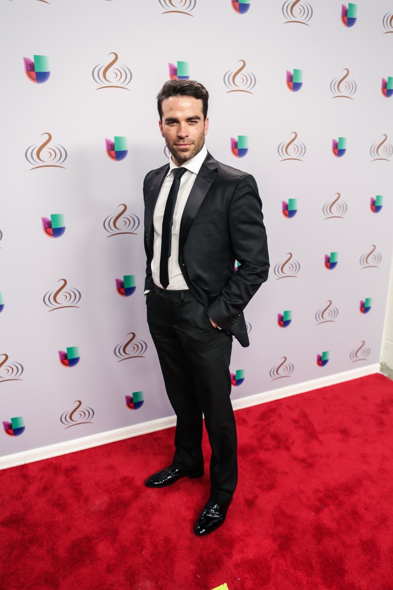 Así posaron en el detrás de cámaras para nuestras cámaras. ¡Míralos!