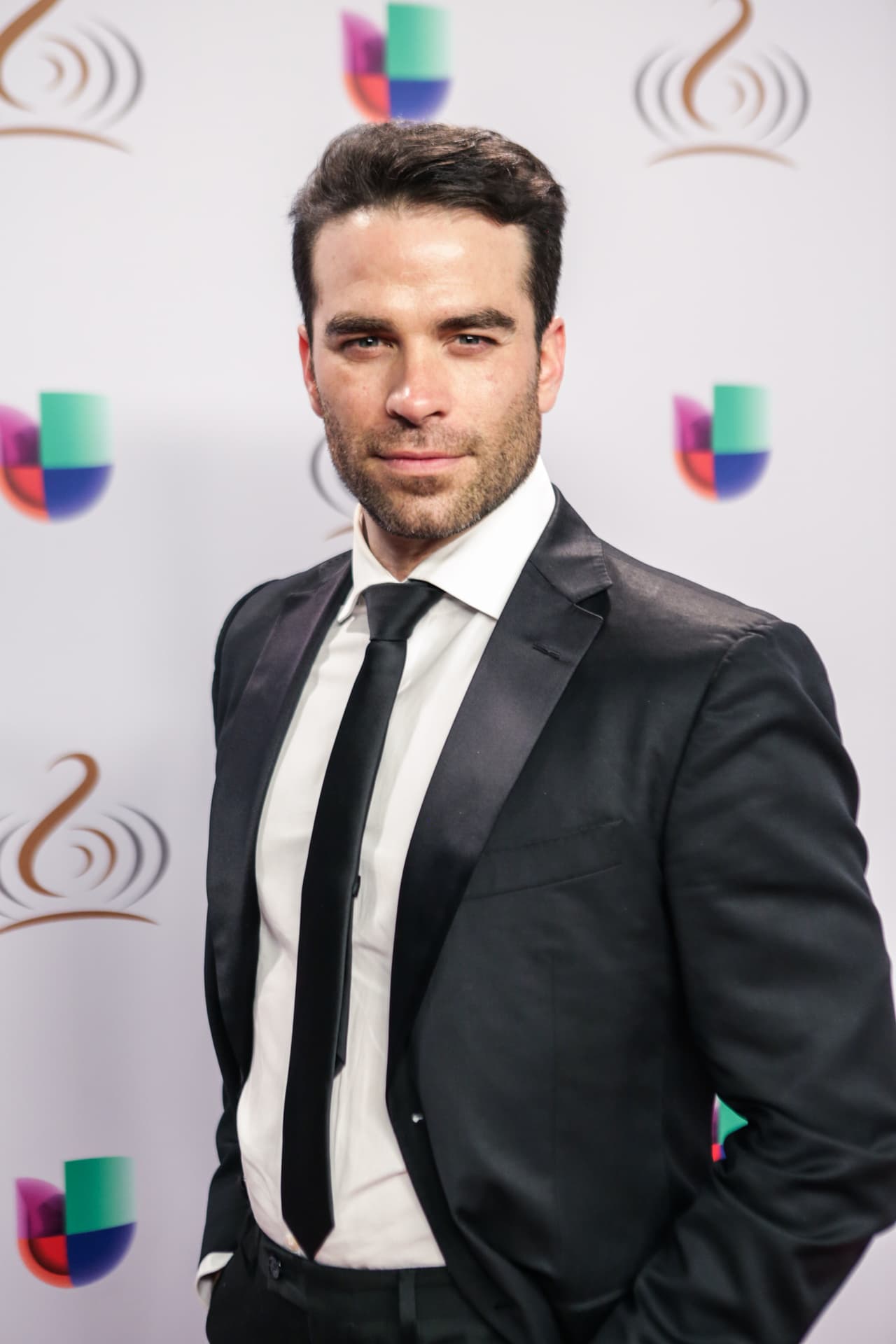 Así posaron en el detrás de cámaras para nuestras cámaras. ¡Míralos!