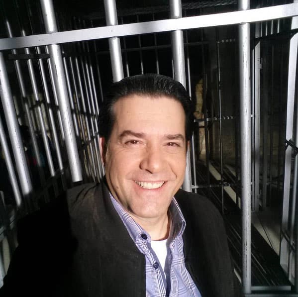 Una vez de vuelta en Venezuela, el actor comenzó a ser llamado nuevamente para participar en la televisión de su país. Su regreso fue la con la telenovela 'Sabor a ti', a la que le siguieron 'Los querendones', 'Aunque mal paguen' y 'La viuda joven'.