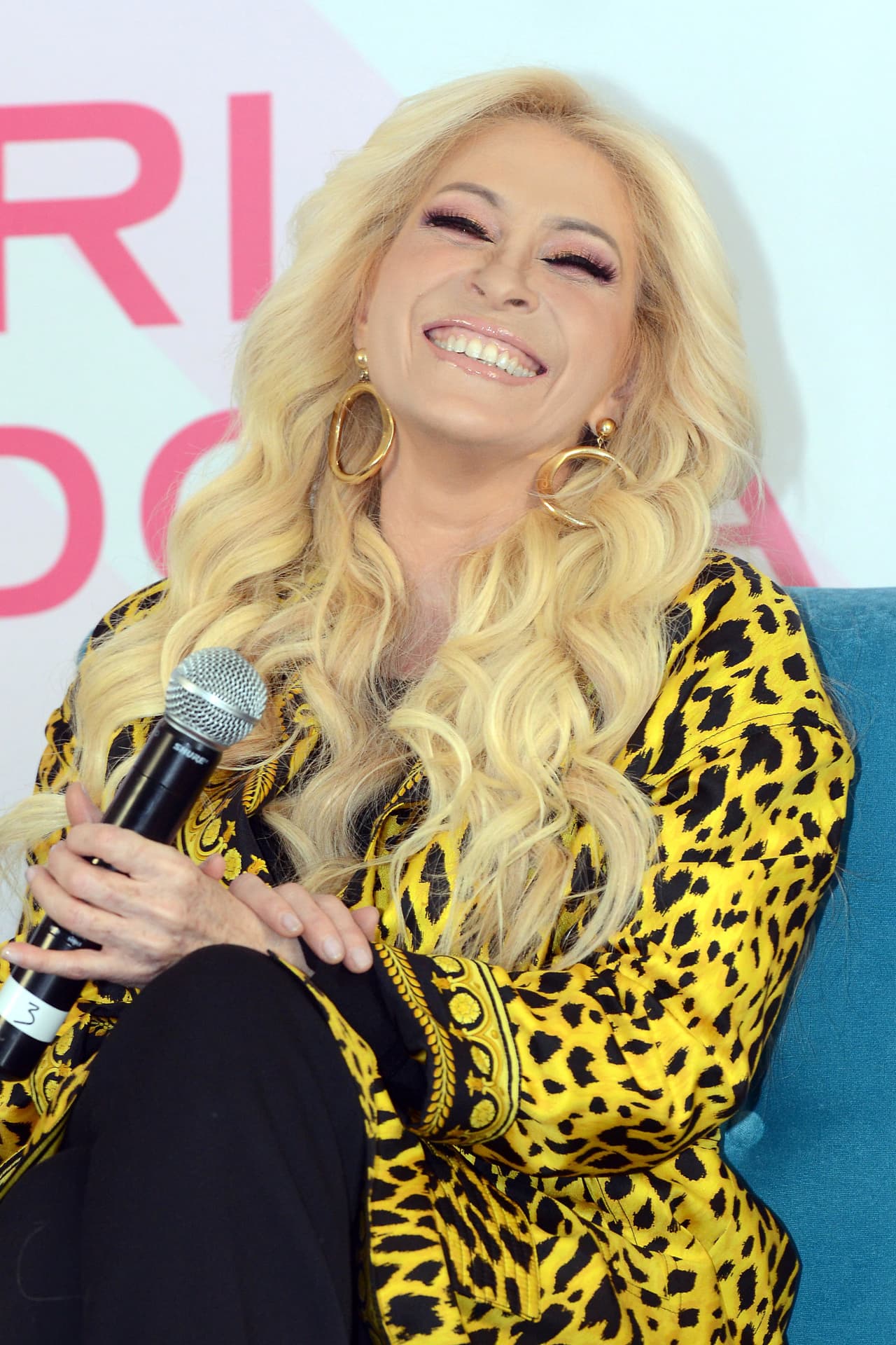 La cantante mexicana 
<b><a href="https://www.univision.com/shows/despierta-america/a-yuri-la-revolco-una-ola-y-termino-en-el-hospital-video">Yuri aseguró que casi termina en el hospital</a> </b>por el proceso de trabajo que implicó su bioserie, la cual será transmitida en México, en 2020.