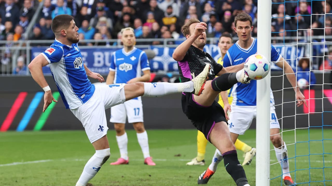 Kane sufre una lesión en un tobillo y pese a ello viaja con la selección inglesa
