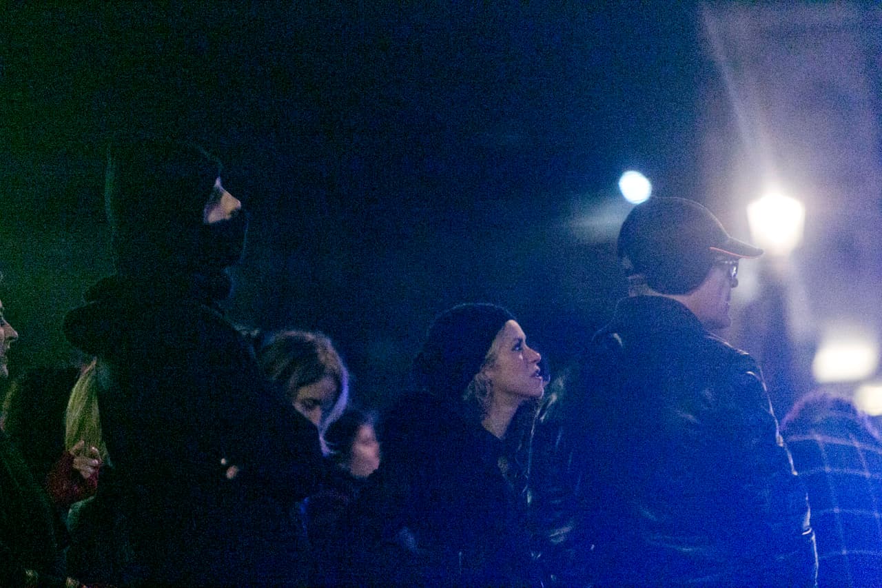 Disfrutando del show.