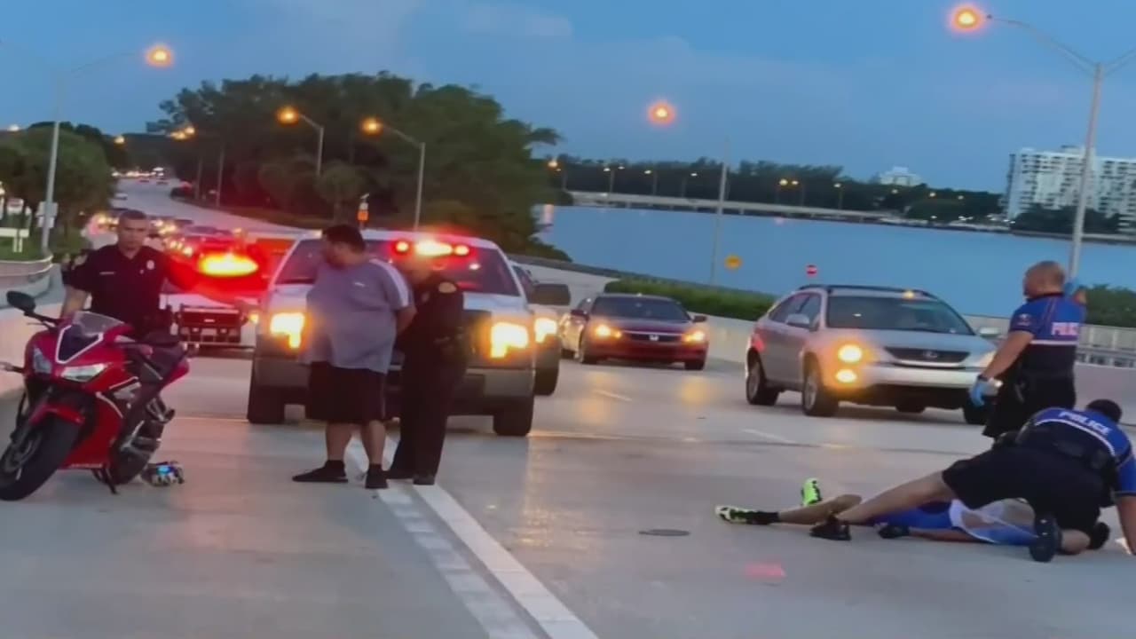 Muere ciclista baleado durante una discusión en el puente de Key Biscayne 