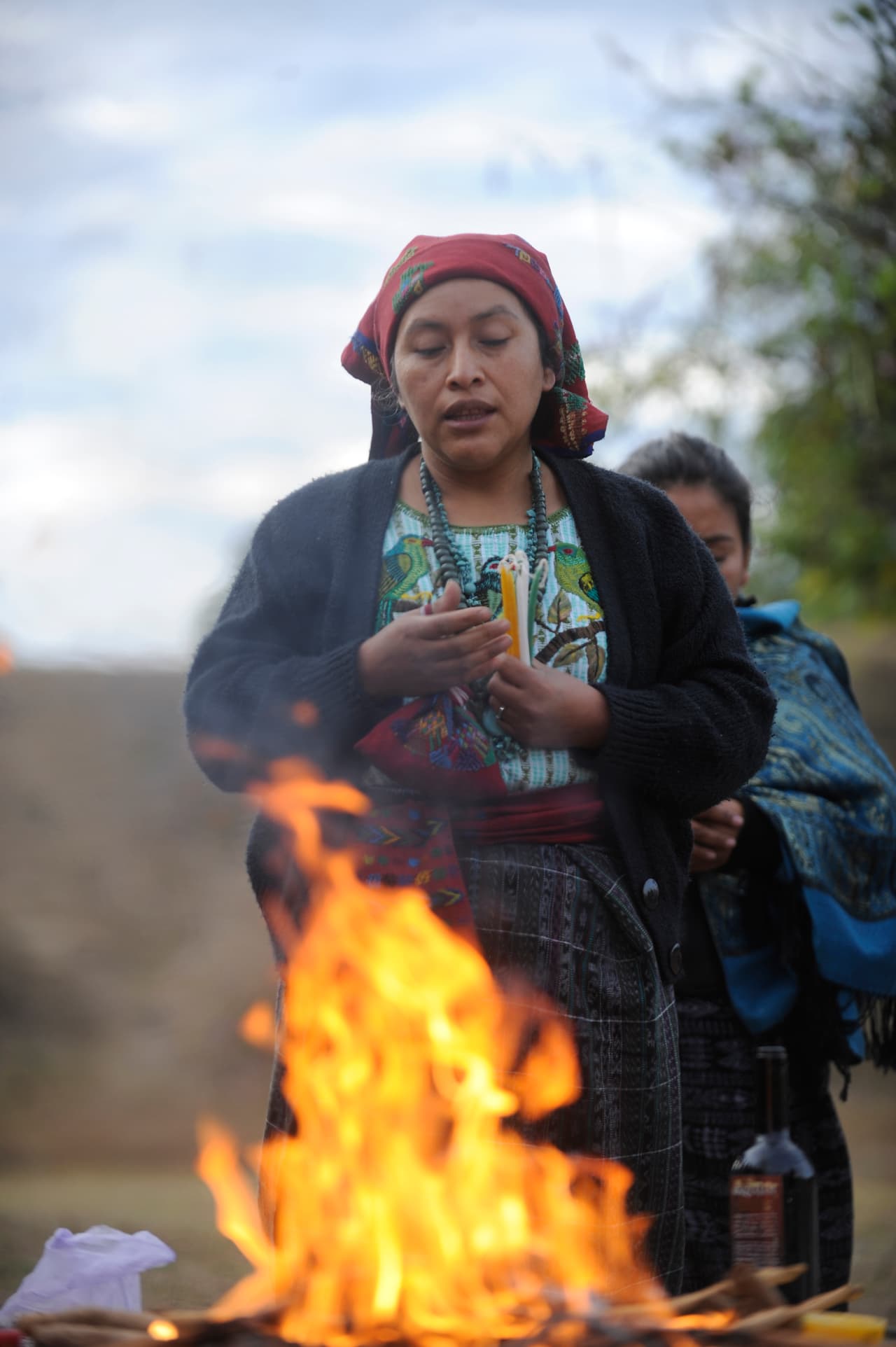 Los puros, además para peticiones, sirven para pedir protección de los dioses. La cantidad de puros que deben fumarse depende de los favores que se están invocando.