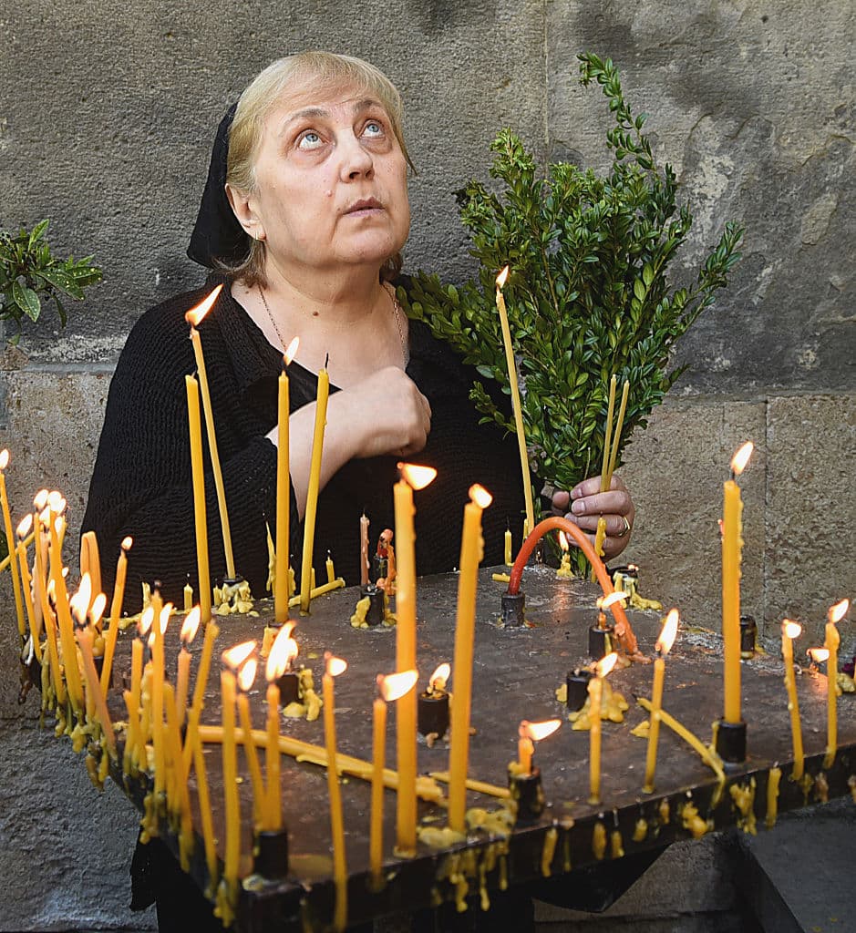 El Domingo de Ramos debe de ser visto por los cristianos como el momento ideal para proclamar a Jesús como Nuestro Salvador, el pilar fundamental de nuestras vidas, tal como lo hizo el pueblo de Jerusalén cuando lo recibió y aclamó como profeta a su llegada a la ciudad ese día.