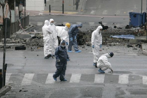 Una organización armada denominada "Grupo de Luchadores Populares" se atribuyó en febrero aquel ataque, que justificó con la necesidad de luchar contra "la maquinaria capitalista alemana".