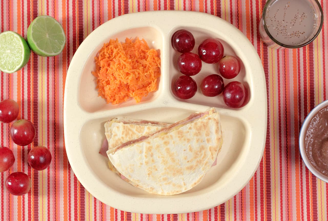 Quesadilla de jamón con frijoles + uvas (Día10) - Un mes de lunch boxes sanos