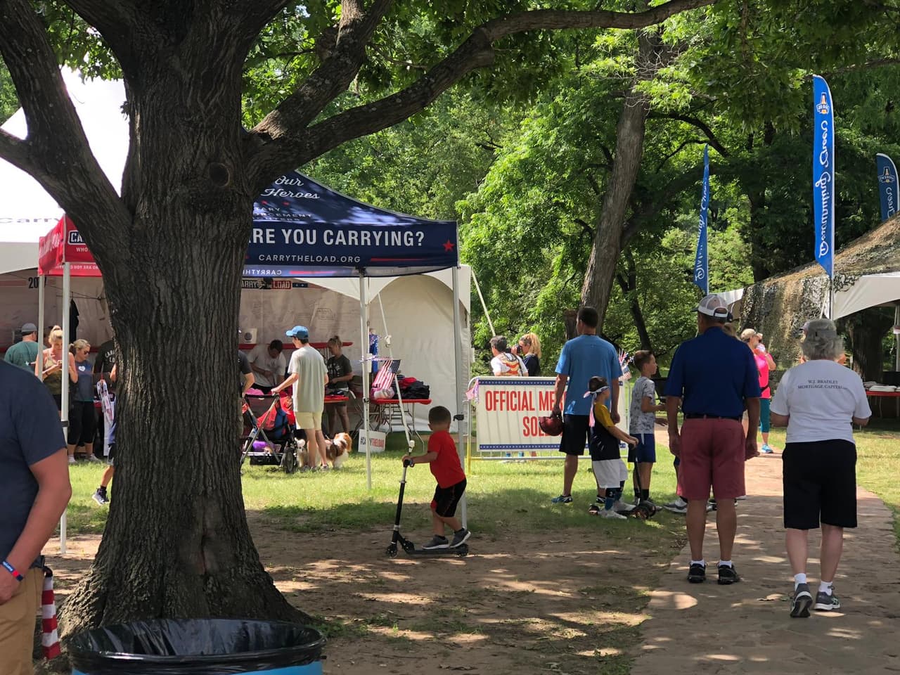 ‘Carry the Load’ es un evento de dos días con música, discursos inspiradores, historias de héroes, ceremonias con la bandera y más.
<br>