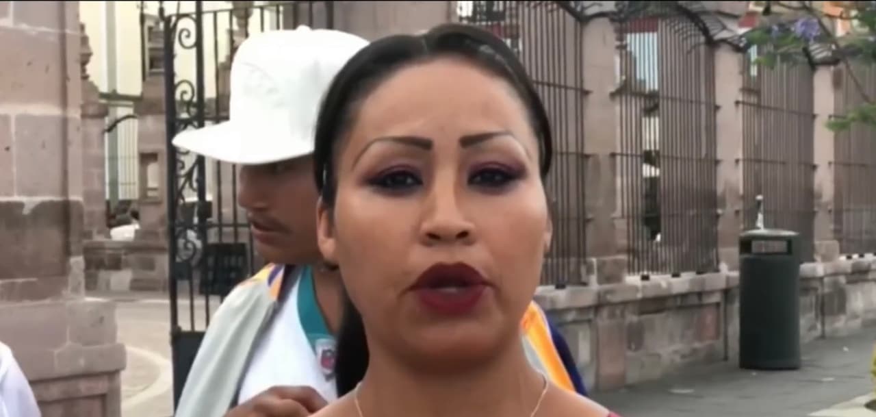 “Ella tuvo mucha culpa 
<b>porque siempre lo golpeaba”,</b> dijo María de San Juan Martínez, tía del niño.
<br>