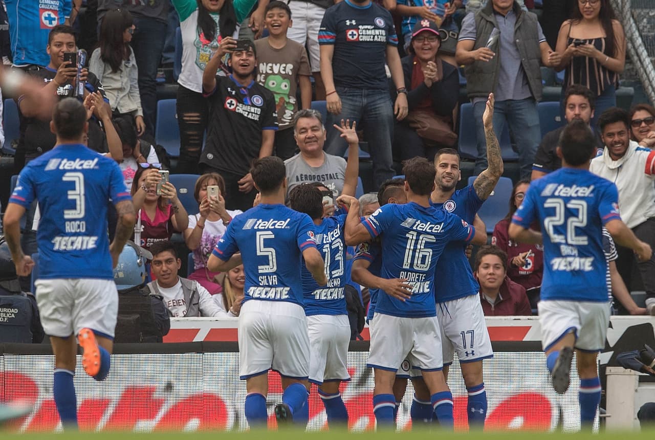 ¡Qué pasó con Cruz Azul! Gran demostración de los cementeros que golearon 5- 0 a los Tuzos en una gran demostración.