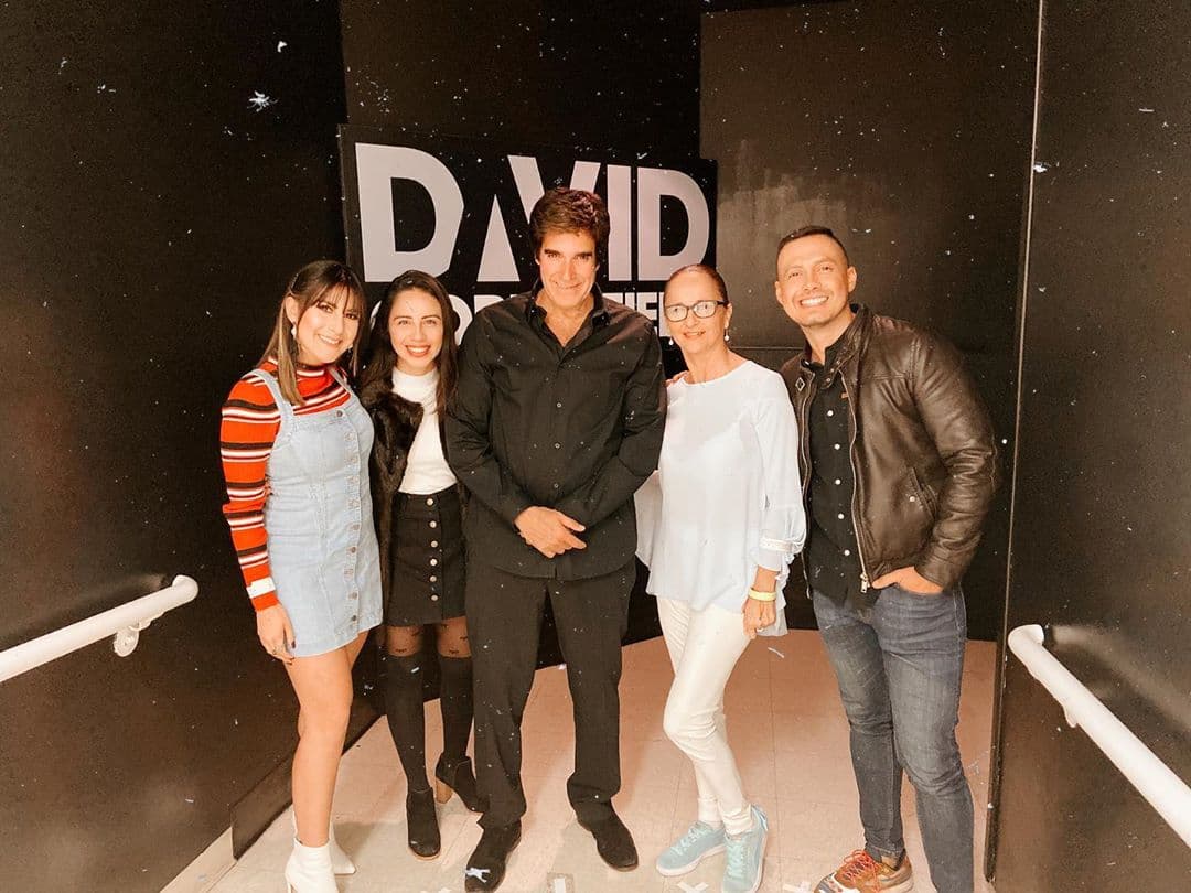 Jessi y Luis también entrevistaron a David Copperfield en su travesía en Las Vegas.