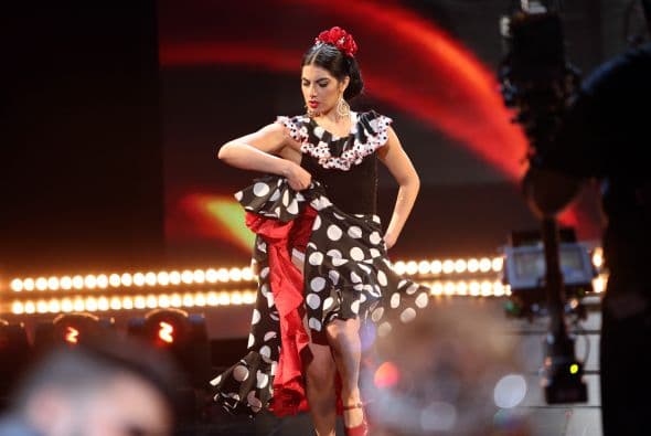 Toda una bella maja, esta chica se lució con su baile. Tenemos que reconocer que le inyectó mucha pasión.