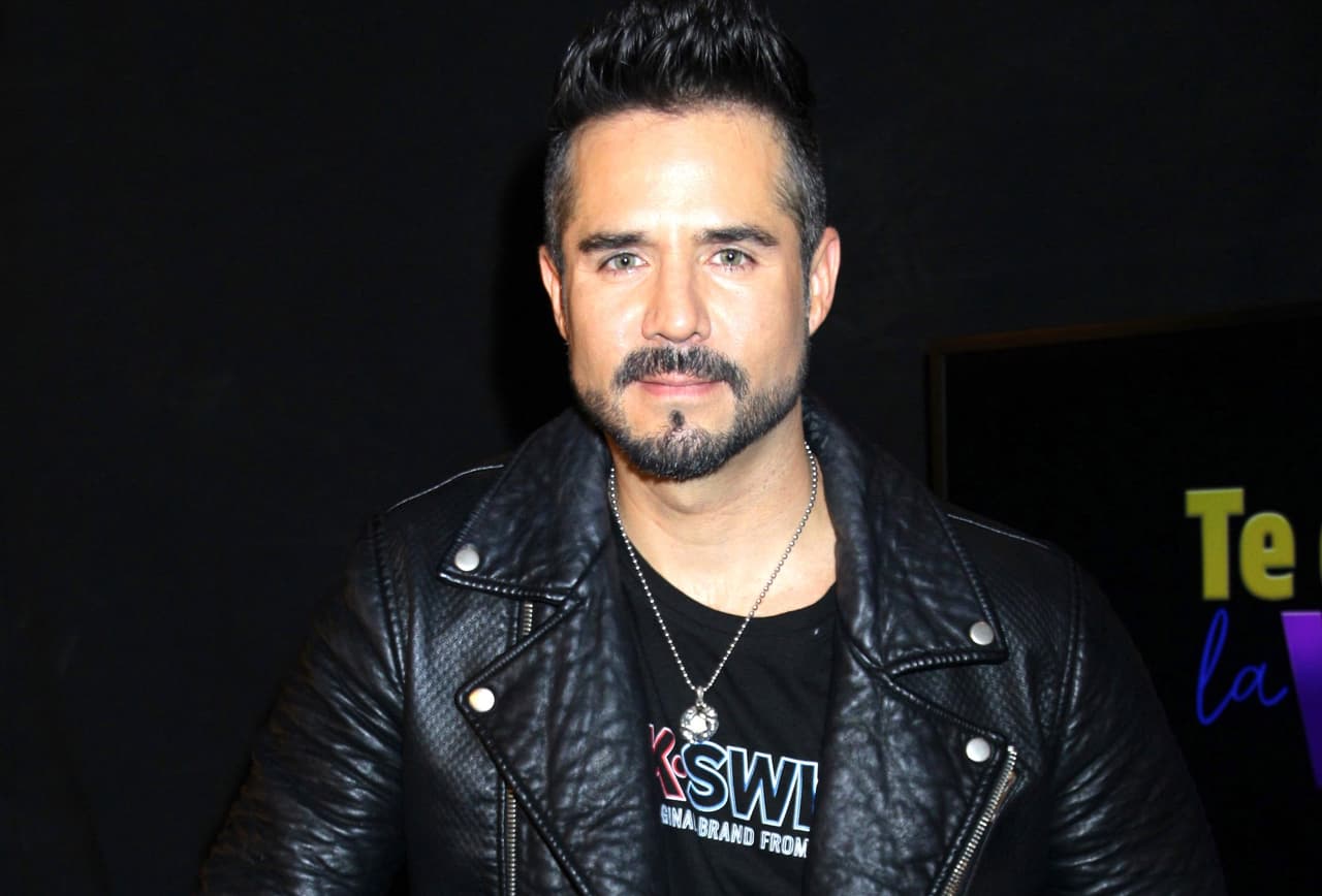 José Ron experimentó un fuerte dolor y terminó en el hospital 