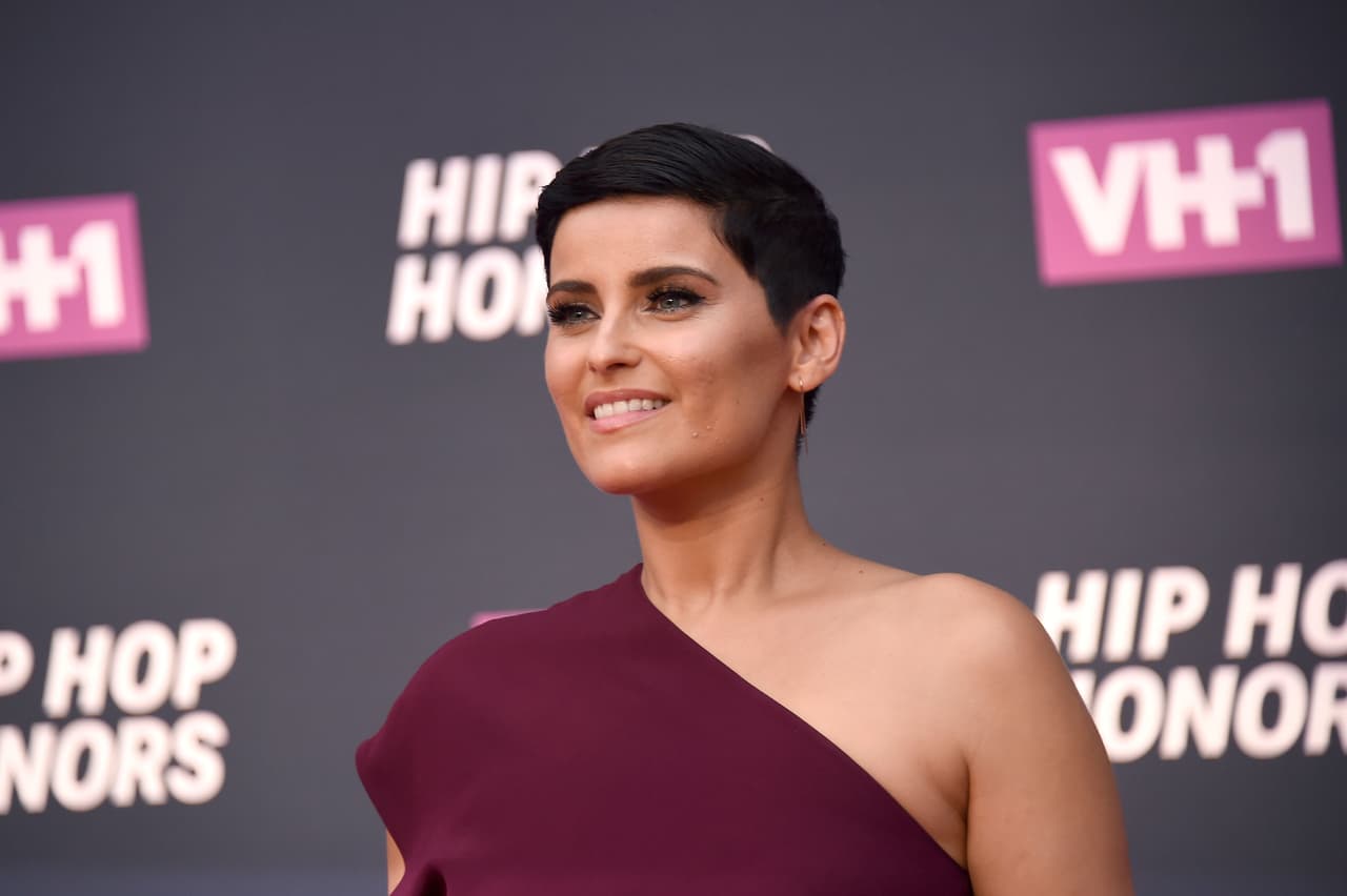 Nelly Furtado revela que se separó de su esposo el verano pasado