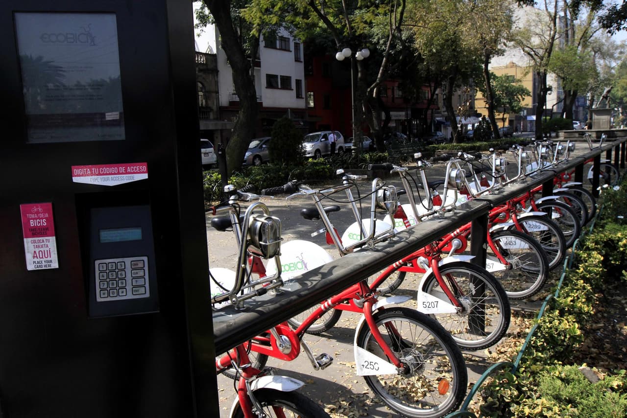 Una cicloestación de Ecobici en la Ciudad de México