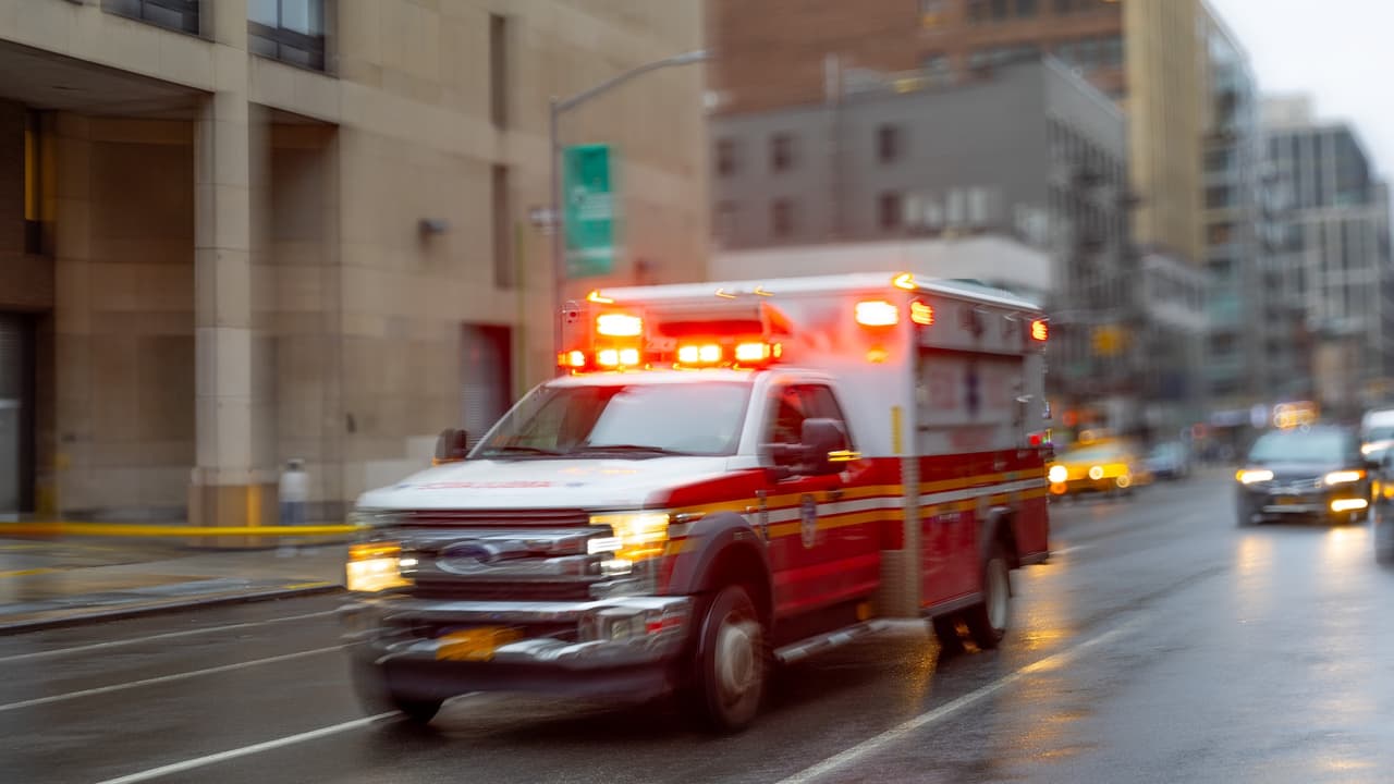 Accidente en Nesconset deja un trabajador muerto y otros dos heridos tras ser atropellados