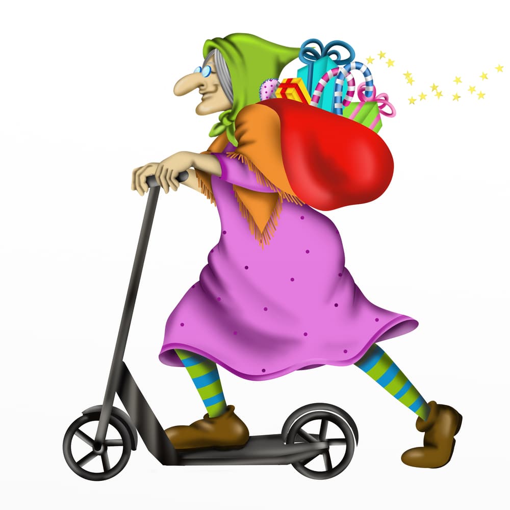 No obstante, Befana dijo que no y los envió en su camino. Pero pronto, se arrepintió de no haber ido con ellos y juntó en una canasta o saco un montón de frutas y dulces que encontró para así llevarle de ofrenda al niño Jesús. Salió a intentar alcanzarlos... y no pudo.