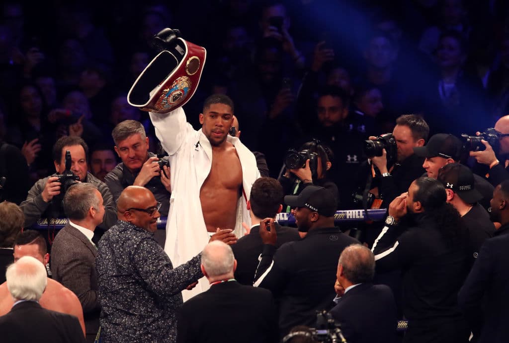 1) 
<b>Anthony Joshua (21-0)</b>. El británico, poseedor de los cinturones IBF, WBO y WBA, viene de vencer a Joseph Parker el 31 de marzo. El 22 de septiembre en Wembley se mide a Alexander Povetkin.
