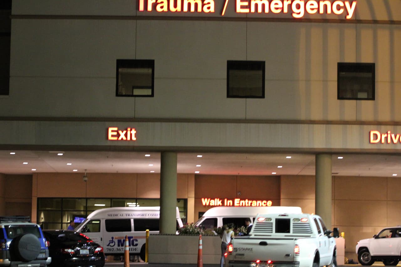 Khloé no se ha apartado de su lado en el hospital.