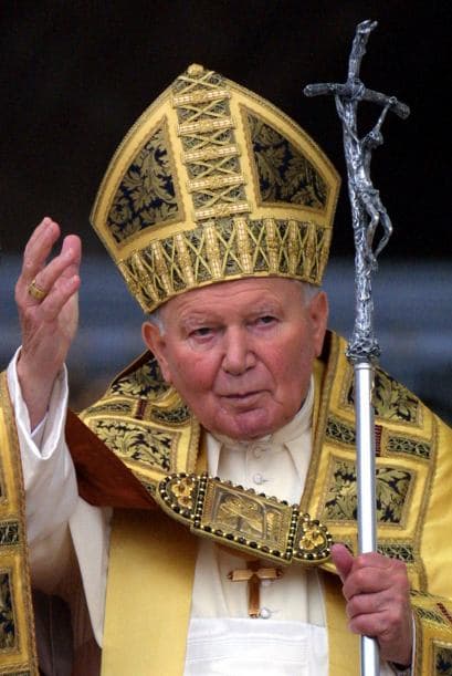 La consulta médica de la Congregación para las Causas de los Santos se mostró favorable con el milagro atribuido al ex papa.