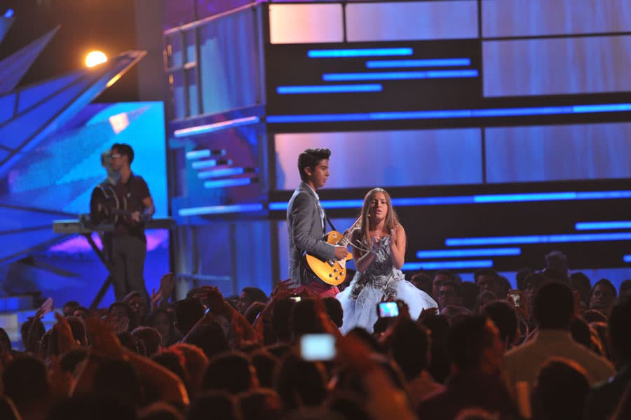 Los Vásquez Sounds acapararon miradas en Youtube pero fue en Premios Juventud cuando se presentaron en un escenario de Estados Unidos.