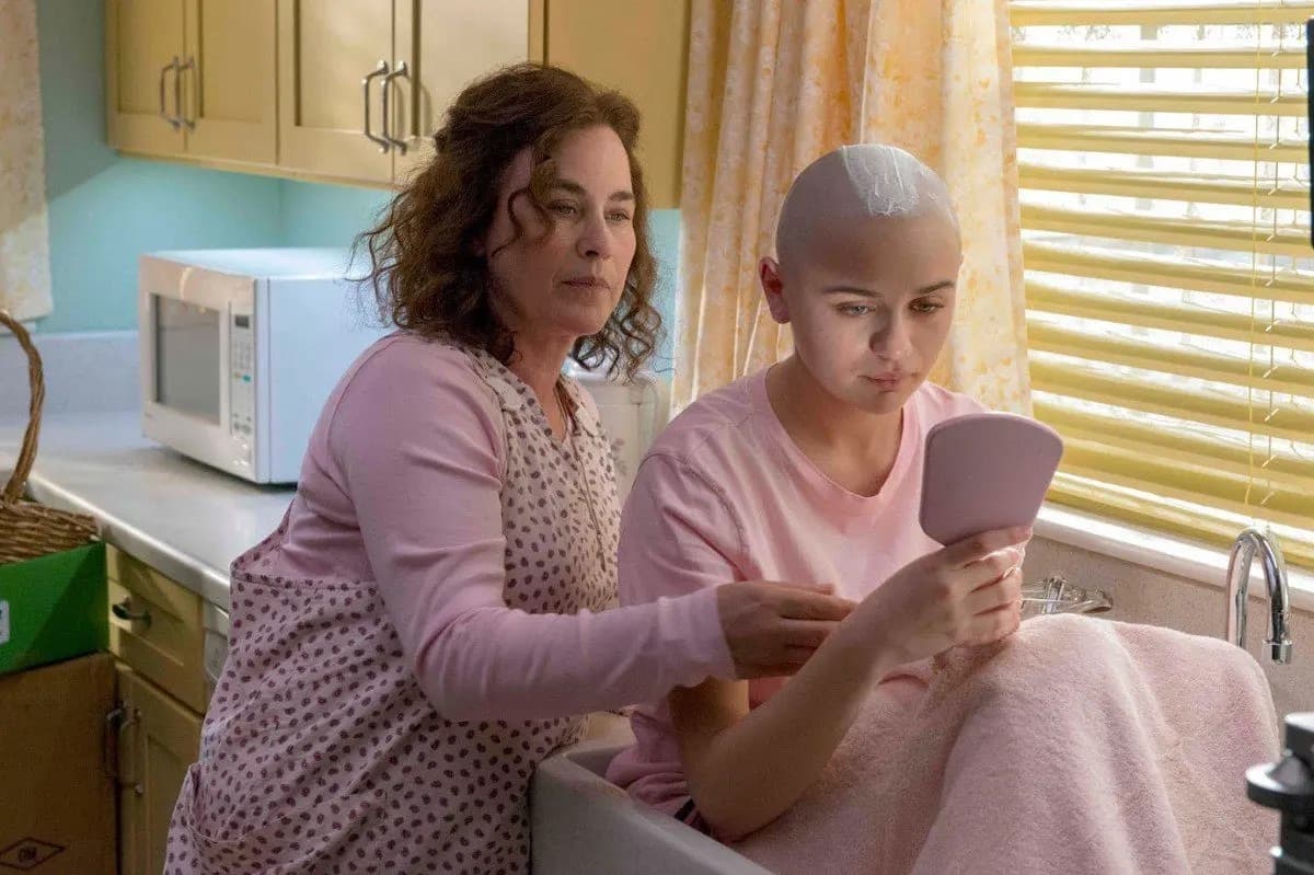 Joey King y Patricia Arquette protagonizan 'The Act'