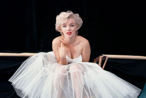 "Cada noche paso por el mercado y me compro un filete de ternera, cordero o un poco de hígado. Lo caliento en el horno eléctrico de mi habitación. Normalmente, me tomo cuatro o cinco zanahorias crudas con la carne. Debo tener algo de conejo porque nunca me canso de las zanahorias crudas.”