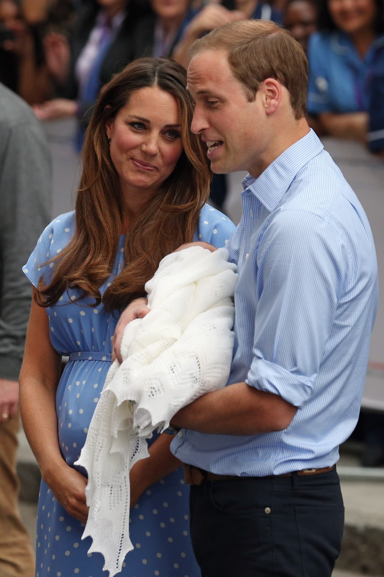 Otro de sus momentos inolvidables, la llegada de su primer hijo, el príncipe George.