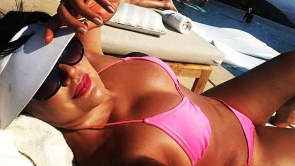 Al perder peso su autoestima mejoró: "Esto ha hecho darme cuenta de que todo lo que realmente uno quiere se lo puede proponer, se enfoca y si tienes tu meta muy clara no hay impedimento que haga que tú claudiques tu propia voluntad, la dieta no es que otra gente te la ponga, es que tú te quieres ver mejor y sentir mejor", declaró para las cámaras de '
<a href="https://www.youtube.com/watch?v=VQ442iq5t7Q">¡Suéltalo aquí!'</a>