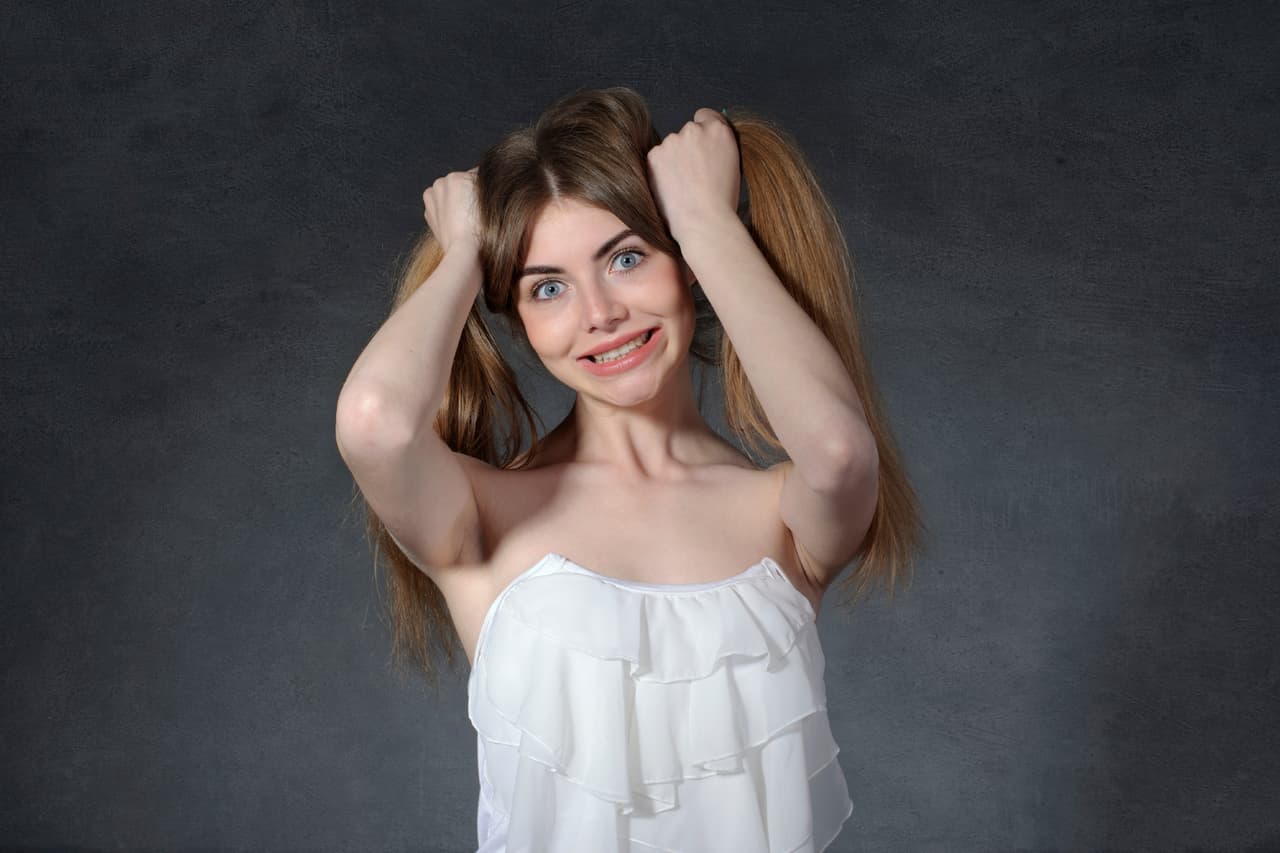 Peligros que debes evitar: Dejarte llevar por ideas tristes o pesimistas si ocurre algo en tu entorno que pueda desajustarte. Evita pensar lo peor porque eso sería lo que atraerías, no lo olvides que somos lo que pensamos este.