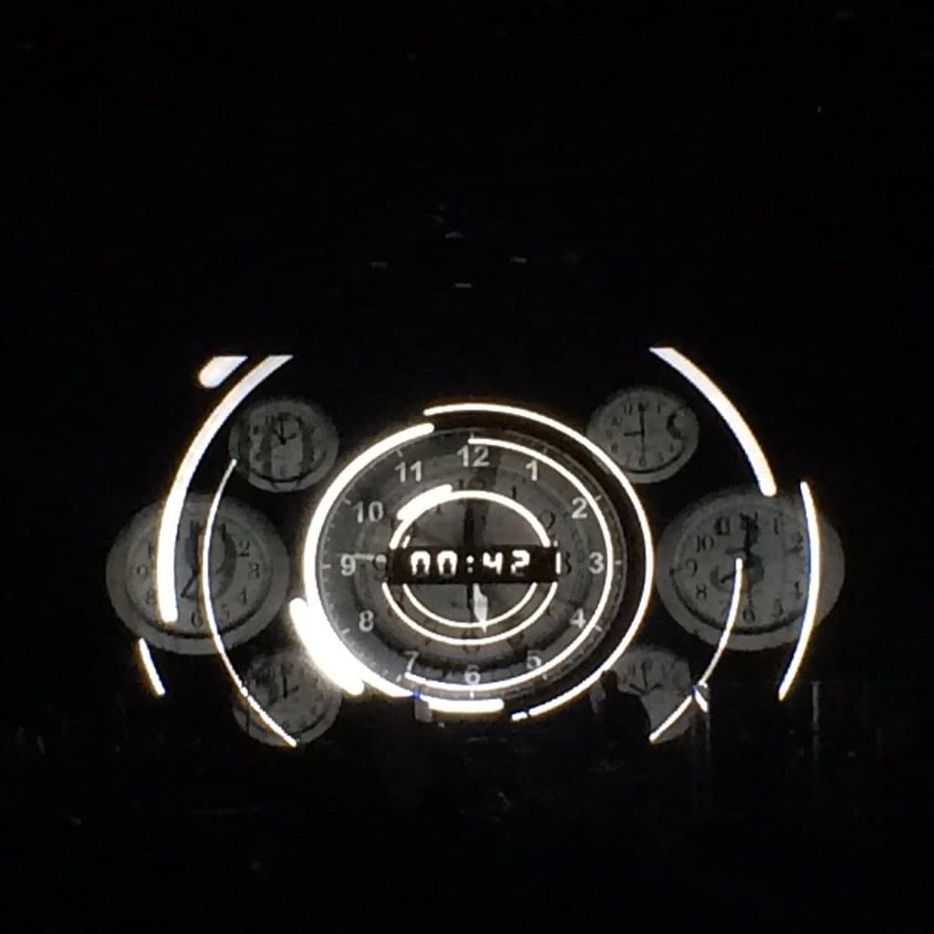 Los fans no pudieron contener su emoción cuando llegó la hora cero.