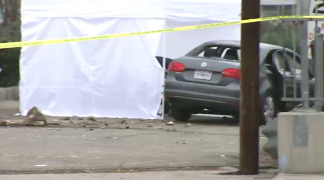 Un muerto y dos heridos en un tiroteo al salir de misa