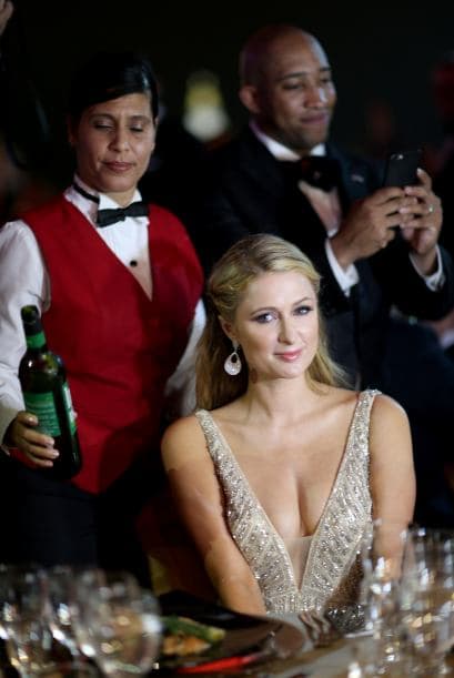 Paris posa para la cámara durante la gala.