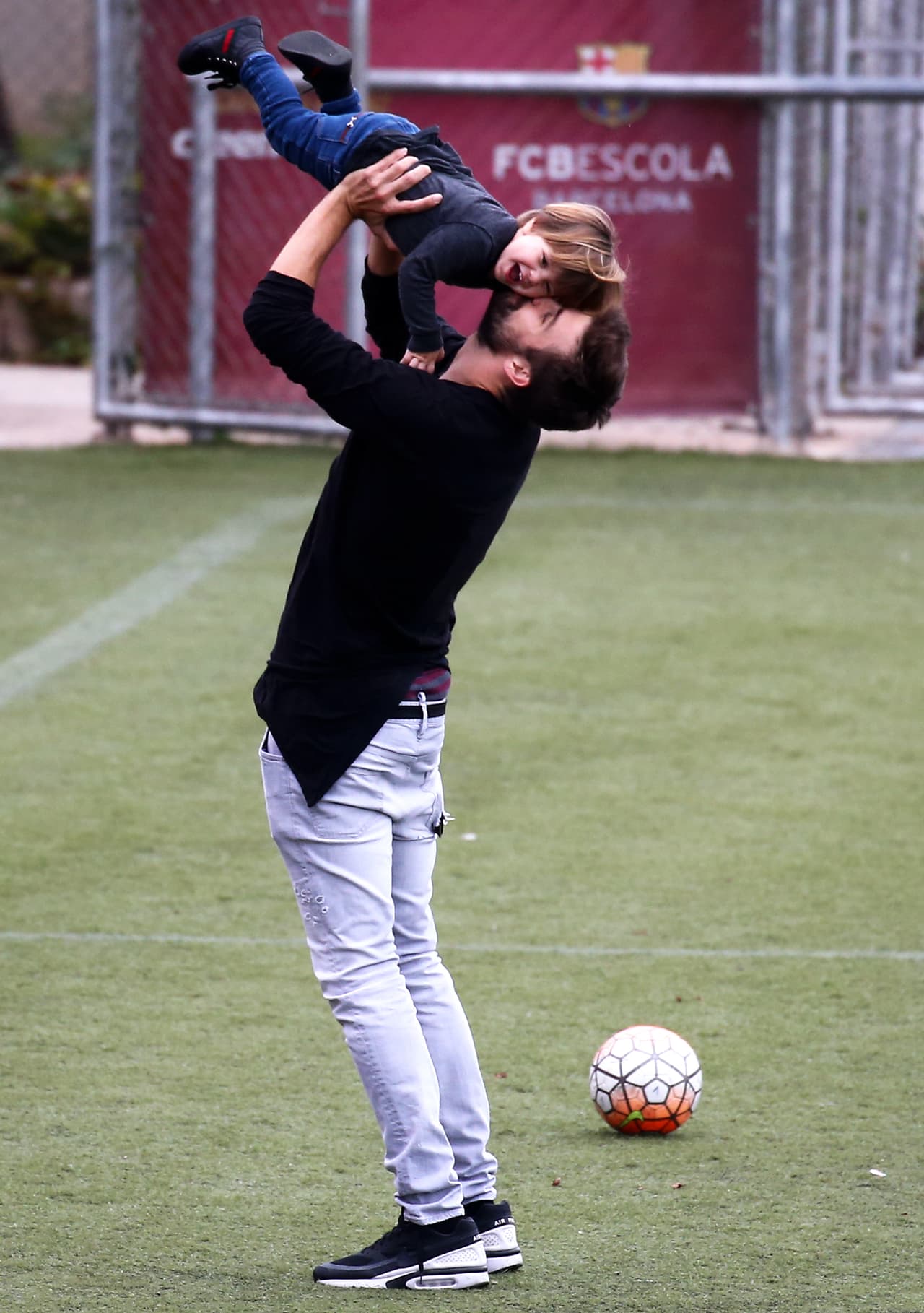 ¿Será que Sasha - o Milan - se dediquen también al soccer cuando sean grandes?