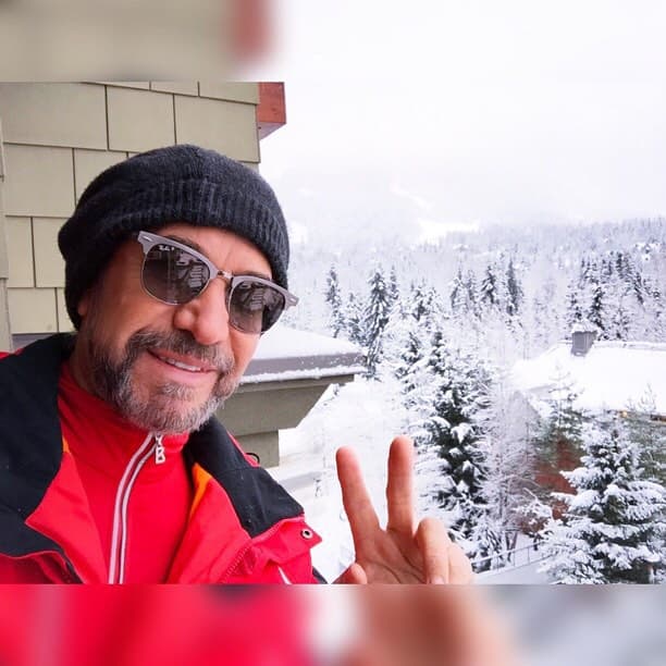 El intérprete de "Tu cárcel" presentó al público su producción "No molestar" con la que sostuvo una gira por Latinoamérica.