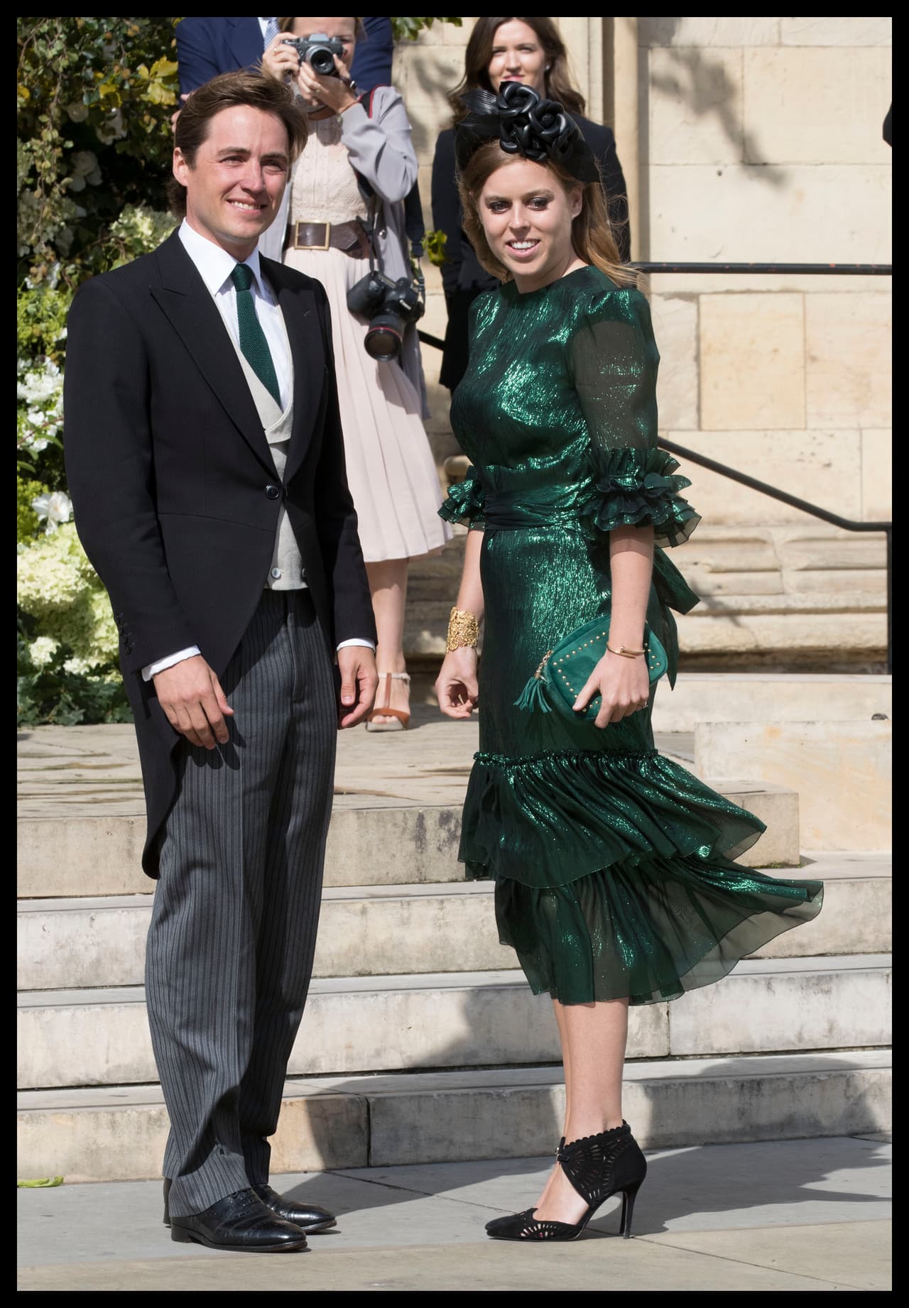 La princesa 
<b><a href="https://www.univision.com/famosos/la-princesa-beatrice-de-york-se-deja-ver-en-publico-por-primera-vez-con-su-multimillonario-novio-fotos">Beatrice, de 31 años, y su prometido Edoardo Mapelli Mozzi,</a></b> de 36, anunciaron este jueves que están comprometidos en matrimonio.