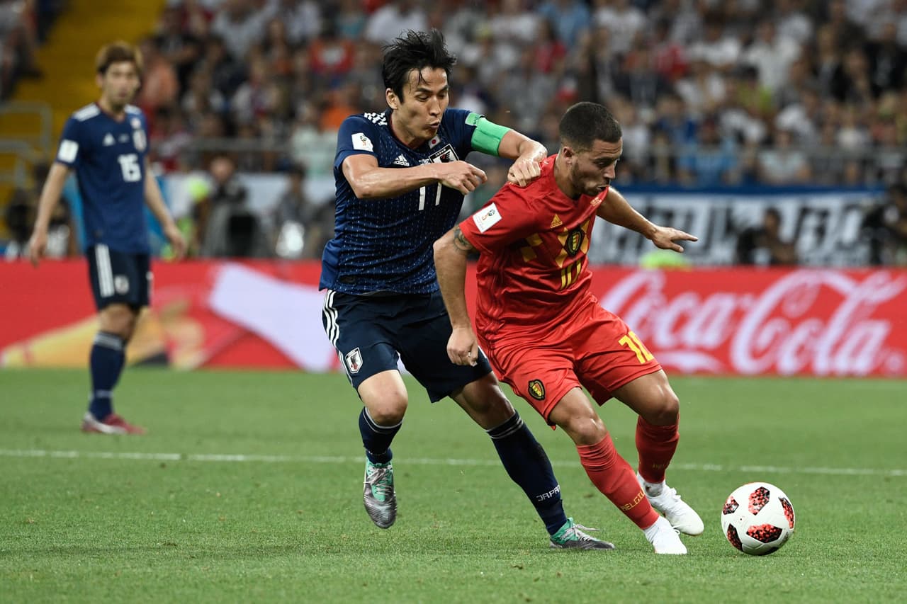 Hazard hizo el centro desde la izquierda que terminó en el gol de cabeza de Marouane Fellaini para el 2-2 parcial al minuto 74'.