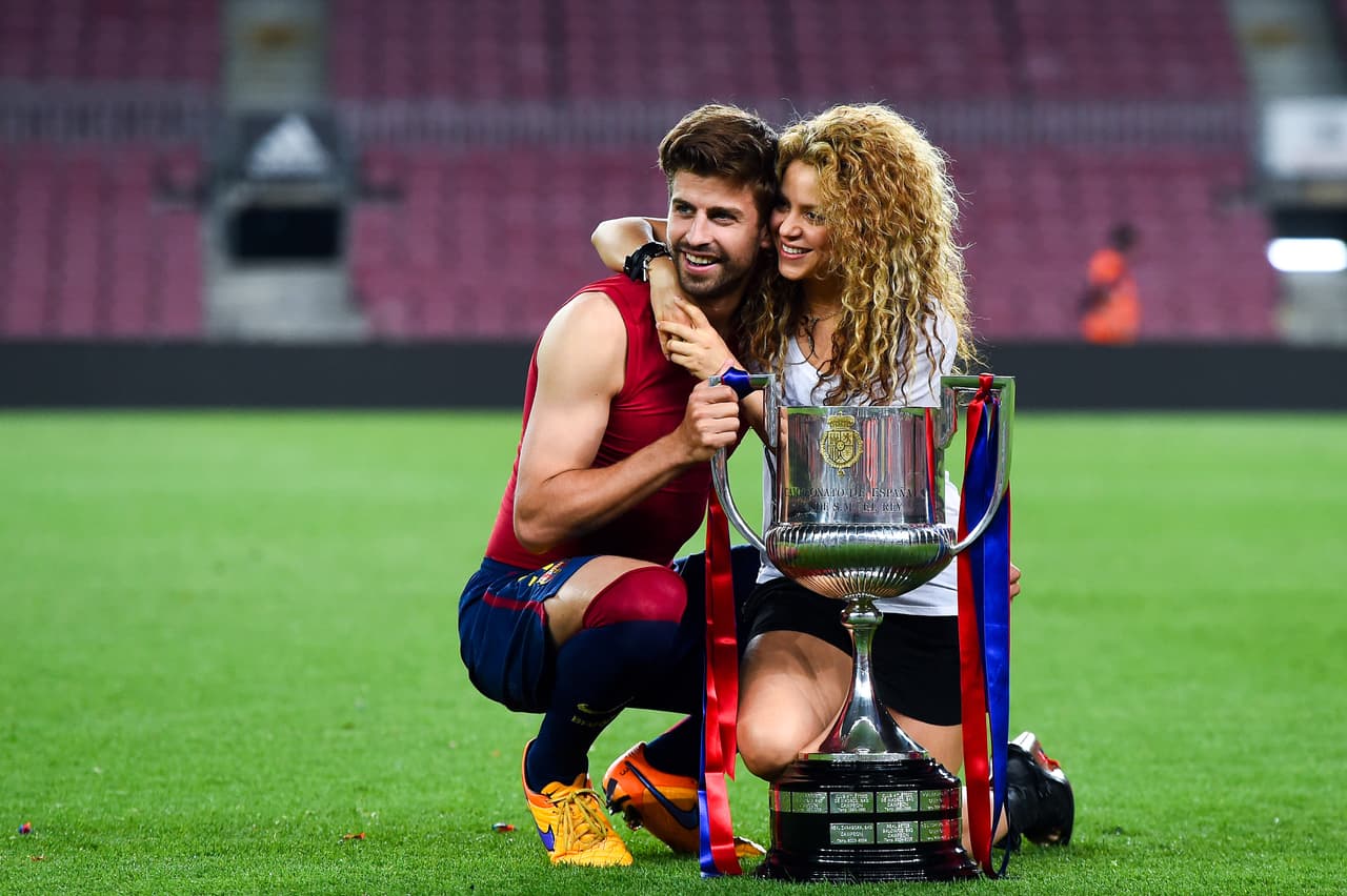 Gerard Piqué y Shakira, unidos por la fecha de su cumpleaños el 2 de febrero, no tienen más coincidencia y, de seguro, no se habrían podido conocer si no fuera por el deporte. Ahora, son una de las parejas más reconocidas del mundo.