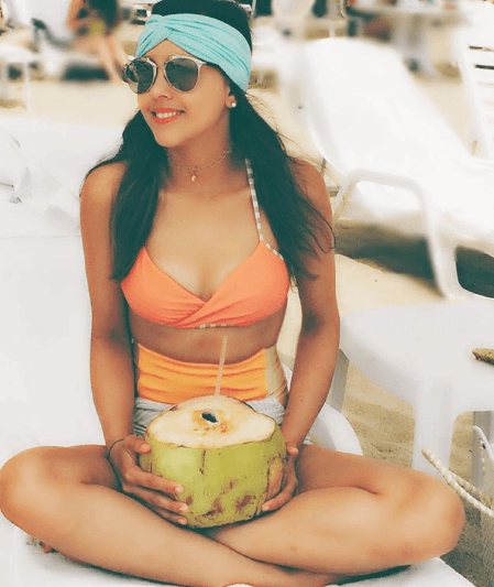 Paulina Goto es Estefanía Lascuraín en 
<b>Mi Corazón es Tuyo </b>y puedes disfrutar sus actuaciones de lunes a viernes a partir de la 1PM/12C. Inspírate en su estilo y sorpréndete con su escultural figura.