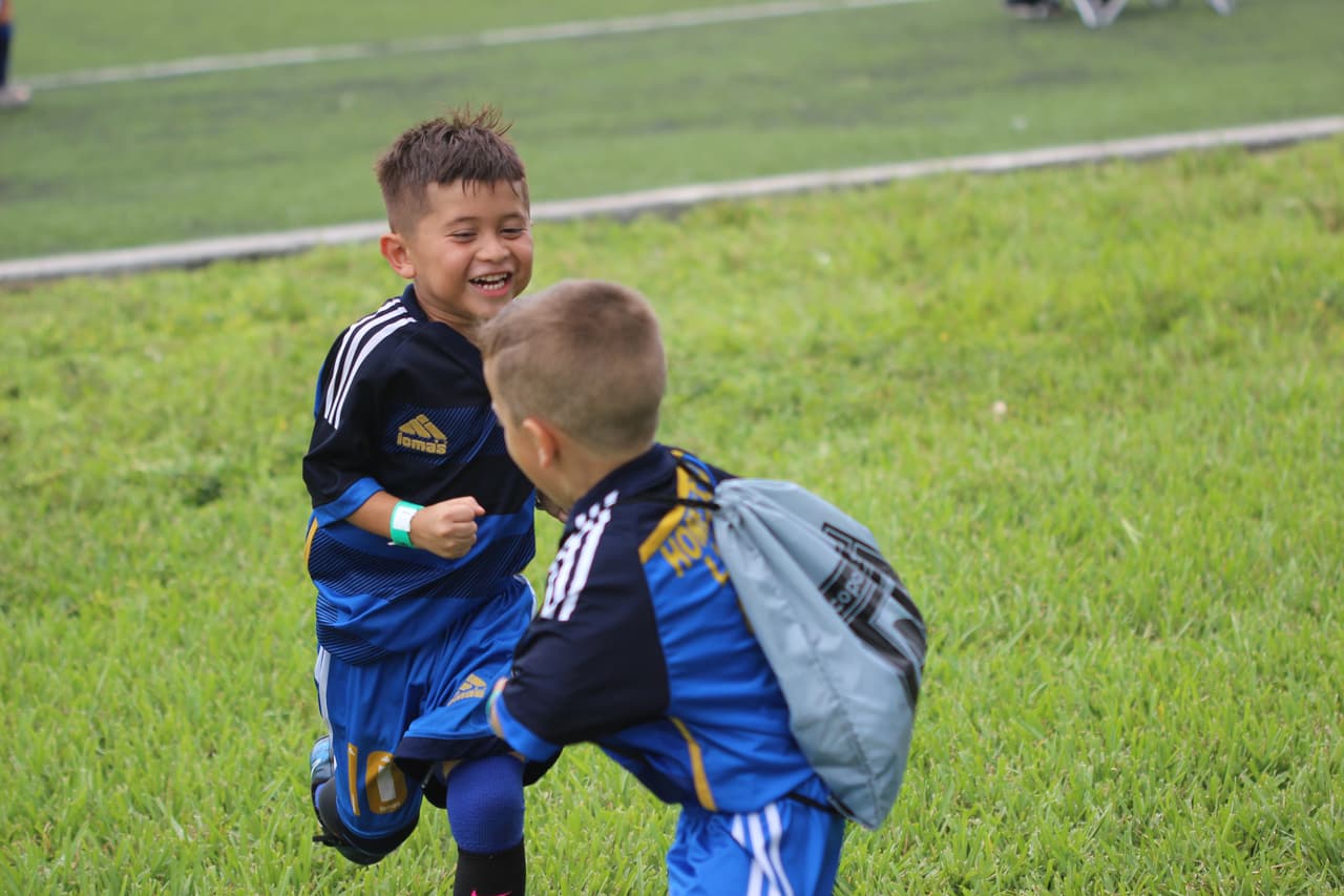 Cientos de personas se dieron cita al Kendall Soccer Park para participar y disfrutar de un torneo familiar.
