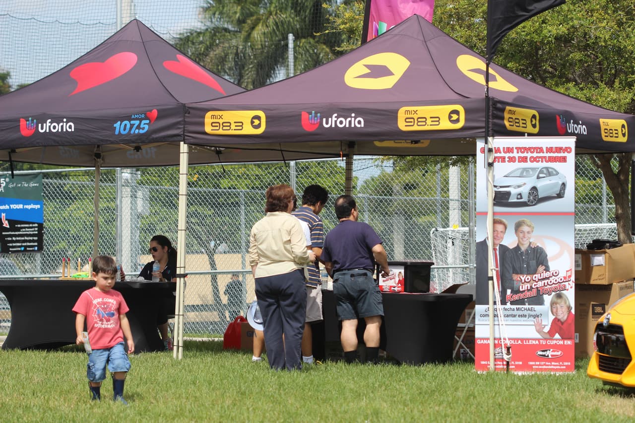 Cientos de personas se dieron cita al Kendall Soccer Park para participar y disfrutar de un torneo familiar.