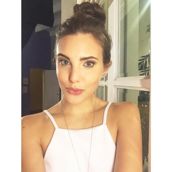 "[...] La verdad es que estas cosas de (un noviazgo) 'a la distancia' alguna vez en mi vida las probé y no funciona. Está muy loco, entonces, no [...]", señaló la actriz argentina.