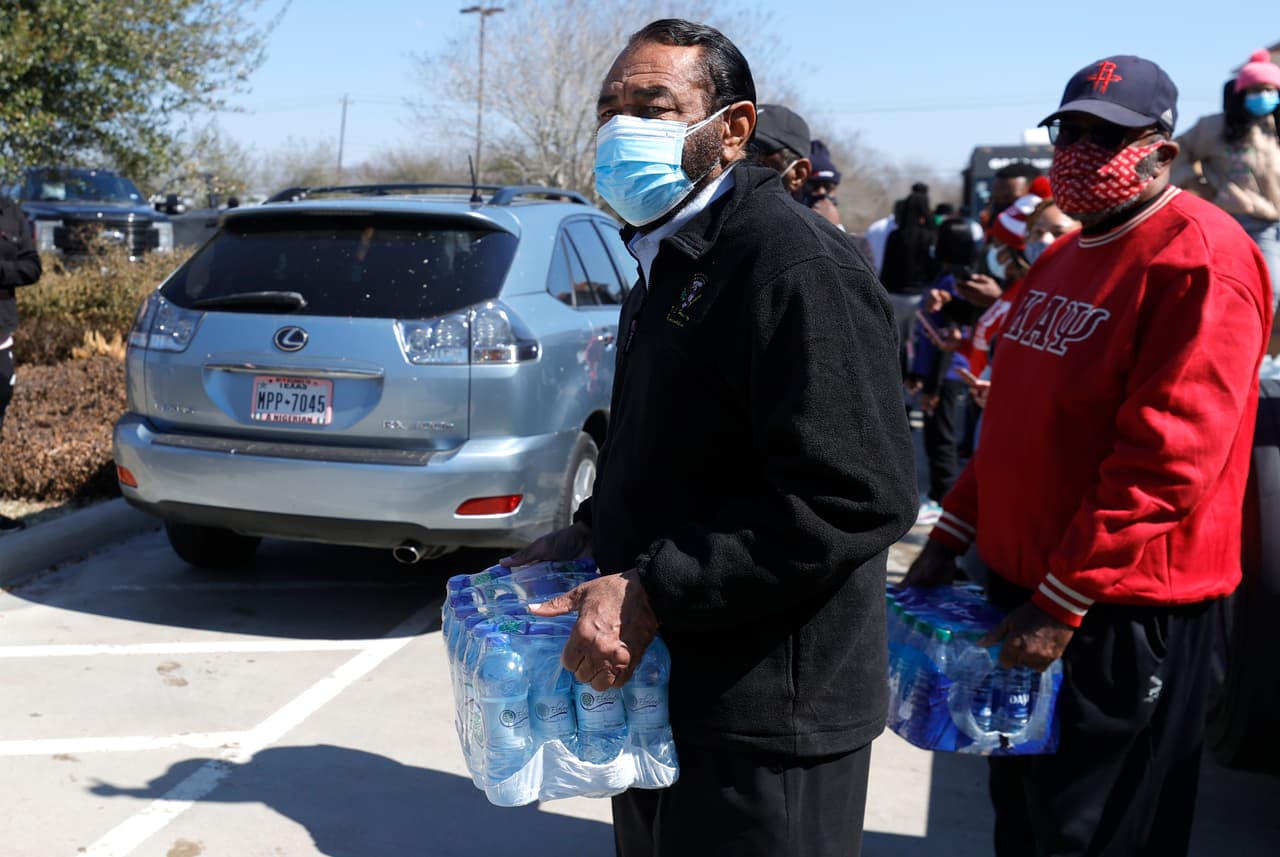 Inmigrantes indocumentados pueden recibir ayuda de FEMA si fueron afectados por la tormenta invernal