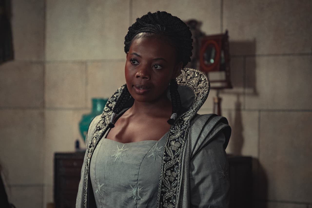 Fringilla Vigo es el personaje de 
<b>Mimi Ndiweni</b>, el cual representa a una dama que practicaba hechicería y eventualmente se unió a la Logia de Hechiceras.