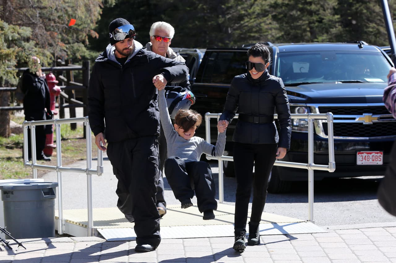 Hasta Scott Disick se juntó con Kourtney y sus hijos.