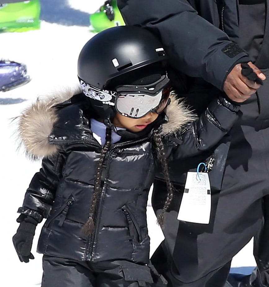 Nori, lista para ser experta en ski.